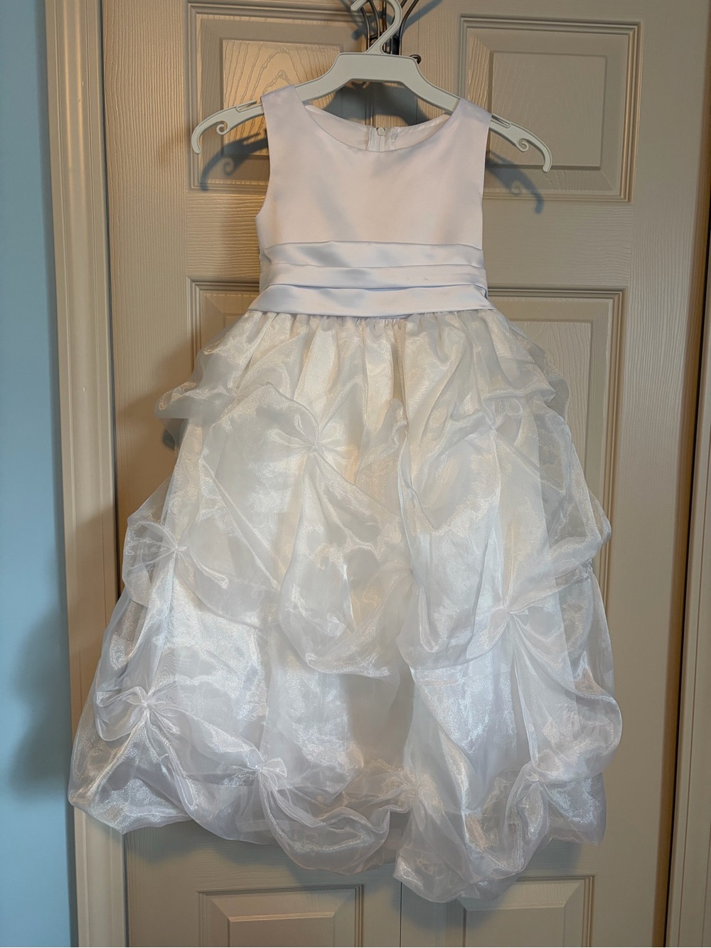 White Flower Girl Tulle Ball Gown Dress
